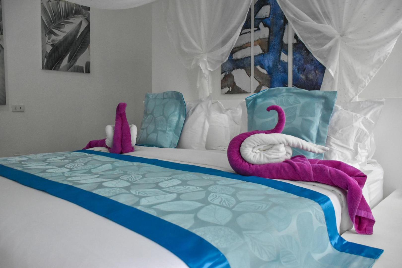 Carpe Diem Villas & Resort Puerto Princesa Екстер'єр фото