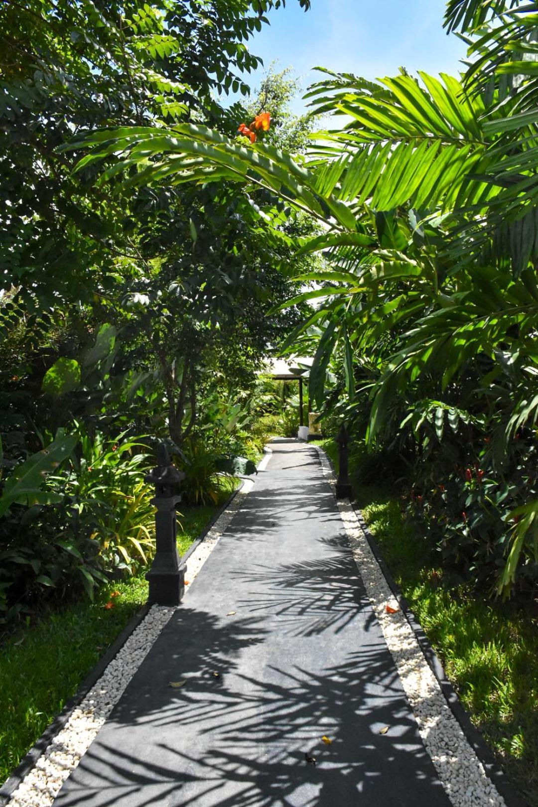 Carpe Diem Villas & Resort Puerto Princesa Екстер'єр фото